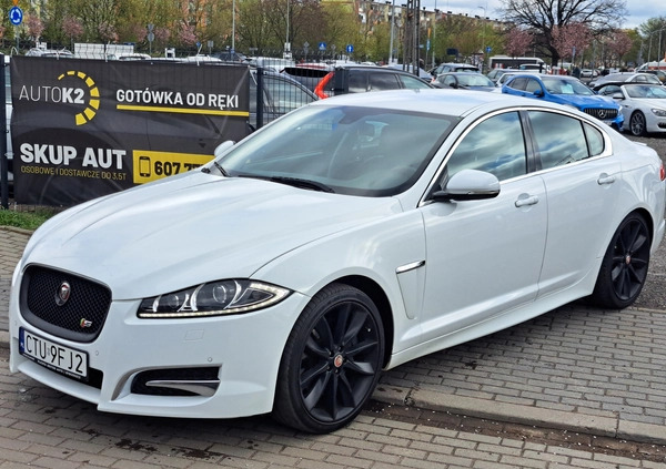 Jaguar XF cena 69900 przebieg: 212000, rok produkcji 2015 z Bydgoszcz małe 137